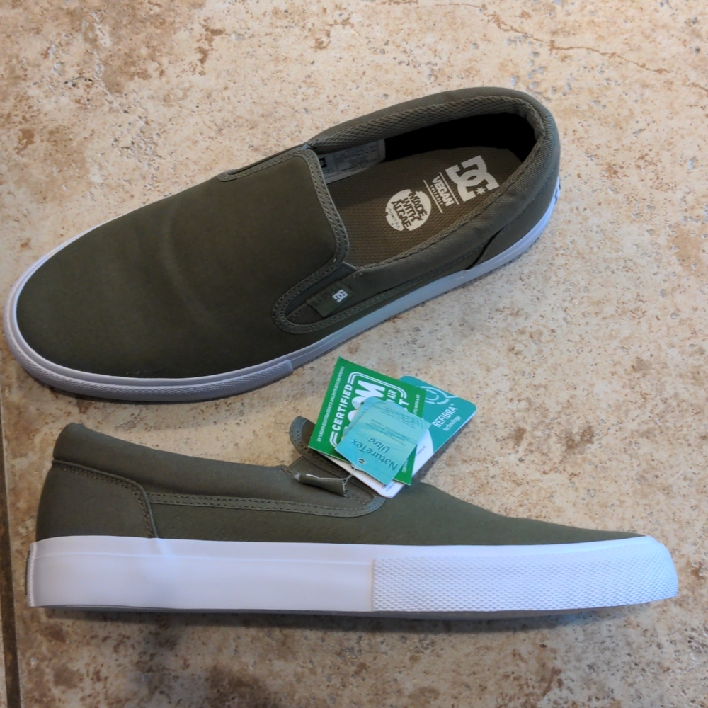 DC's manual slip-on TXSE army / olive